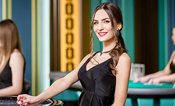 Hình ảnh sự kiện vòng quay miễn phí và giải đấu nổ hũ